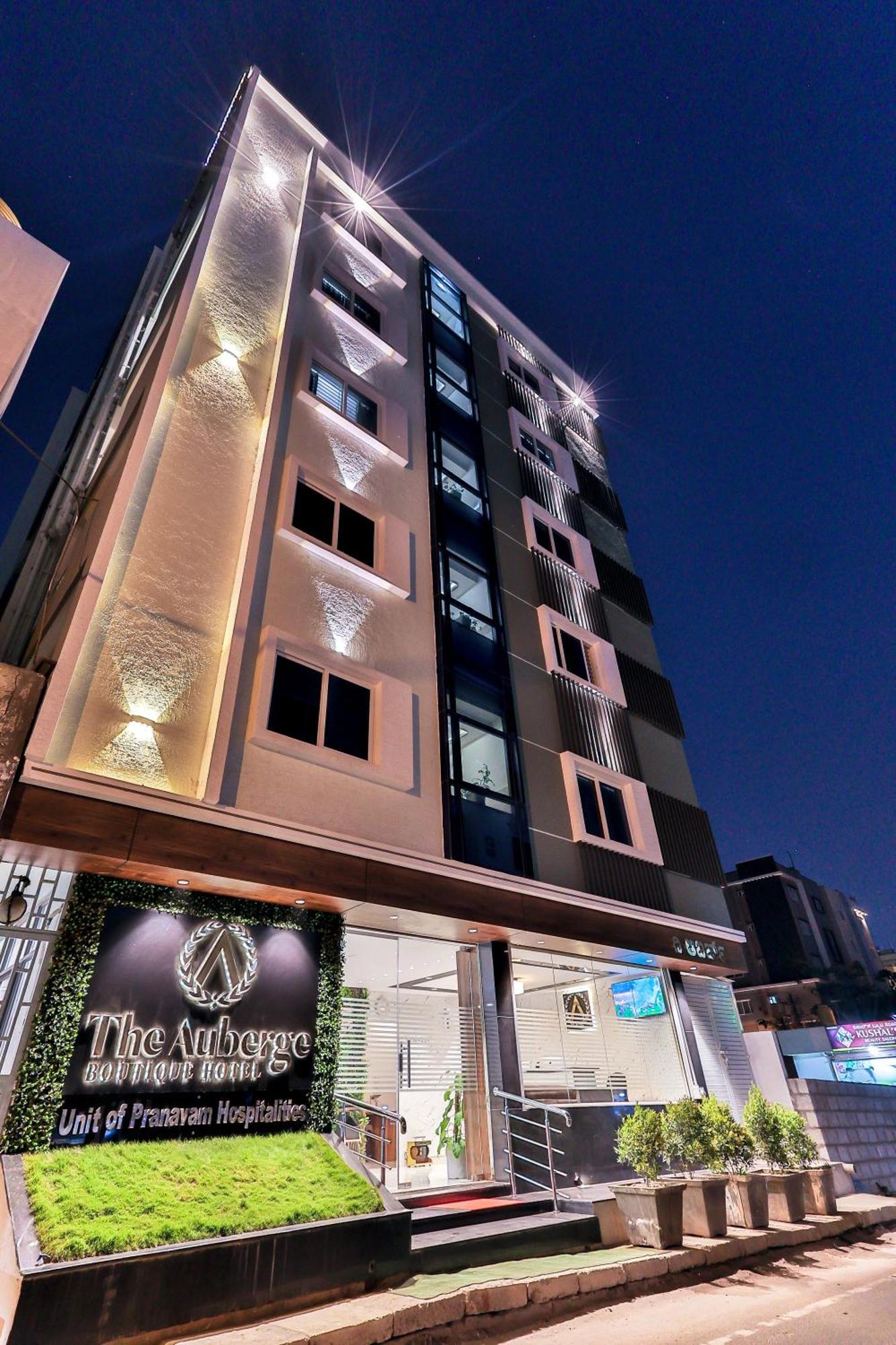 The Auberge Boutique Hotel - Manyata Tech Park Bangalore Bagian luar foto